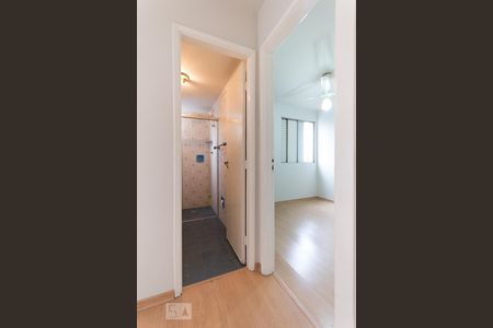 Apartamento à venda com 70m², 2 quartos e 1 vagaCorredor