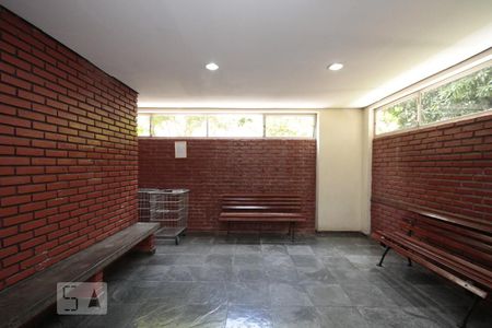 Apartamento à venda com 60m², 2 quartos e 1 vagaHall Social