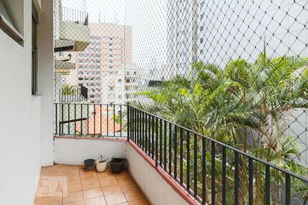 Apartamento para alugar com 40m², 1 quarto e 1 vaga Apartamento para alugar com 40m², 1 quarto e 1 vagaVaranda