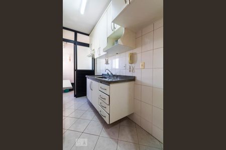 Apartamento para alugar com 64m², 2 quartos e 1 vagaCozinha