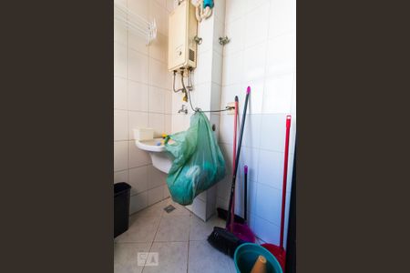 Apartamento para alugar com 64m², 2 quartos e 1 vagaÁrea de Serviço