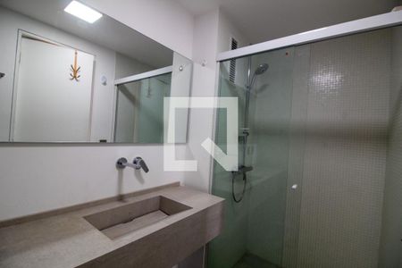 Apartamento para alugar com 69m², 1 quarto e 1 vaga Apartamento para alugar com 69m², 1 quarto e 1 vagaBanheiro da Suíte