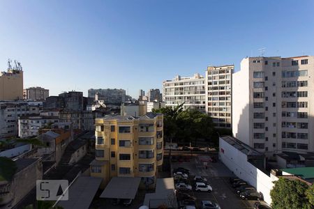 Apartamento à venda com 42m², 1 quarto e 1 vagaVista