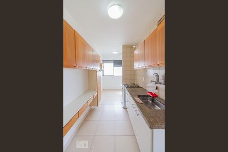 Apartamento à venda com 60m², 2 quartos e 1 vaga Apartamento à venda com 60m², 2 quartos e 1 vagaCozinha