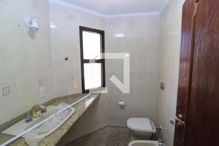 Apartamento para alugar com 216m², 4 quartos e 5 vagasBanheiro da Suíte 3