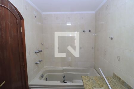 Apartamento para alugar com 216m², 4 quartos e 5 vagasBanheiro da Suíte 3