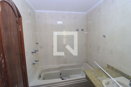 Apartamento para alugar com 216m², 4 quartos e 5 vagasBanheiro da Suíte 3
