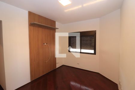 Apartamento para alugar com 216m², 4 quartos e 5 vagasQuarto 3 - Suíte