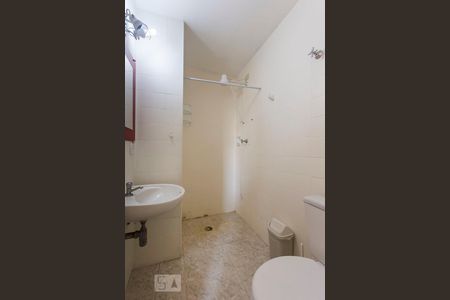 Banheiro de apartamento à venda com 1 quarto, 45m² em Barra Funda, São Paulo