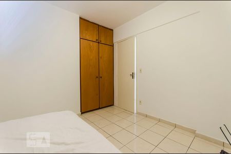 Quarto 01 de apartamento para alugar com 3 quartos, 72m² em Vila Ipojuca, São Paulo