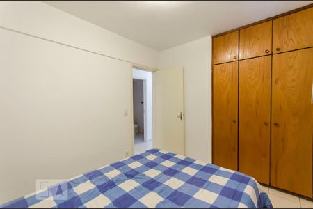 Quarto 02 de apartamento para alugar com 3 quartos, 72m² em Vila Ipojuca, São Paulo