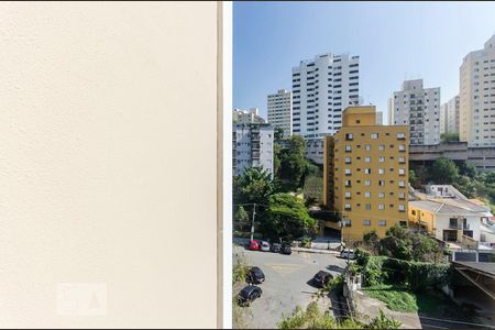 Apartamento para alugar com 72m², 3 quartos e 1 vagaVista