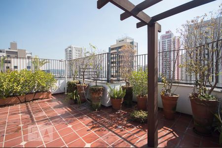 Apartamento para alugar com 240m², 2 quartos e 3 vagas Apartamento para alugar com 240m², 2 quartos e 3 vagasCobertura