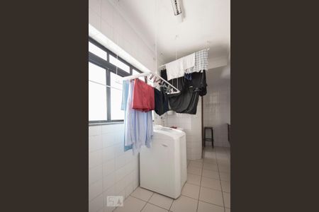 Apartamento para alugar com 240m², 2 quartos e 3 vagas Apartamento para alugar com 240m², 2 quartos e 3 vagasÁrea Serviço