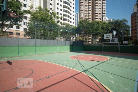 Apartamento para alugar com 240m², 2 quartos e 3 vagas Apartamento para alugar com 240m², 2 quartos e 3 vagasQuadra
