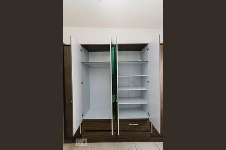 Apartamento à venda com 60m², 2 quartos e sem vaga Apartamento à venda com 60m², 2 quartos e sem vagaQuarto 02