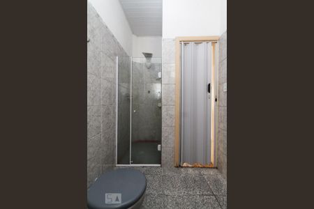 Apartamento à venda com 60m², 2 quartos e sem vaga Apartamento à venda com 60m², 2 quartos e sem vagaBanheiro