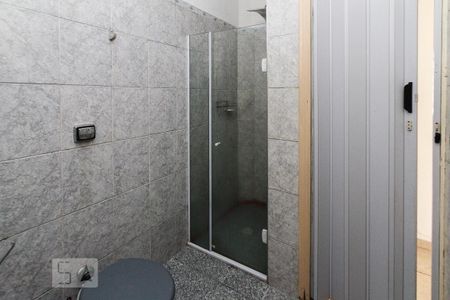 Apartamento à venda com 60m², 2 quartos e sem vaga Apartamento à venda com 60m², 2 quartos e sem vagaBanheiro