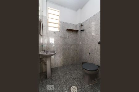 Apartamento à venda com 60m², 2 quartos e sem vaga Apartamento à venda com 60m², 2 quartos e sem vagaBanheiro