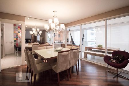 Apartamento à venda com 161m², 4 quartos e 3 vagasSala de Jantar