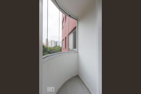varanda de apartamento para alugar com 2 quartos, 56m² em Vila Monte Alegre, São Paulo