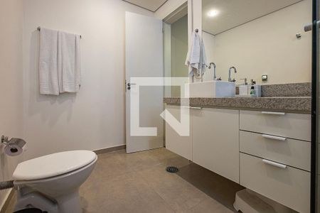 Apartamento para alugar com 185m², 3 quartos e 2 vagasSuíte 3 - Banheiro