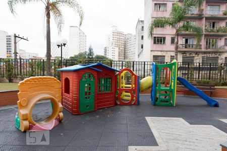 Apartamento à venda com 70m², 3 quartos e 1 vaga Apartamento à venda com 70m², 3 quartos e 1 vagaPlayground