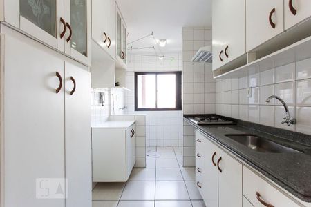 Apartamento à venda com 70m², 3 quartos e 1 vaga Apartamento à venda com 70m², 3 quartos e 1 vagaCozinha