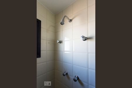 Apartamento à venda com 70m², 3 quartos e 1 vaga Apartamento à venda com 70m², 3 quartos e 1 vagaBanheiro da suíte
