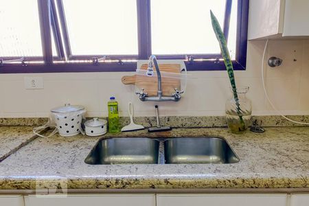 Apartamento para alugar com 185m², 3 quartos e 2 vagasDetalhe Cozinha