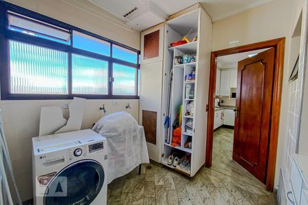Apartamento para alugar com 185m², 3 quartos e 2 vagasLavanderia