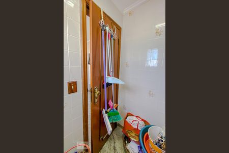 Apartamento para alugar com 185m², 3 quartos e 2 vagasBanheiro de Serviço