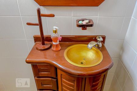 Apartamento para alugar com 185m², 3 quartos e 2 vagasDetalhe Lavabo