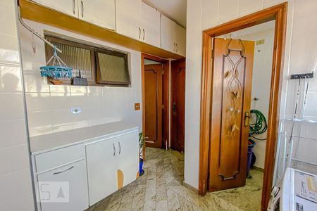 Apartamento para alugar com 185m², 3 quartos e 2 vagasLavanderia