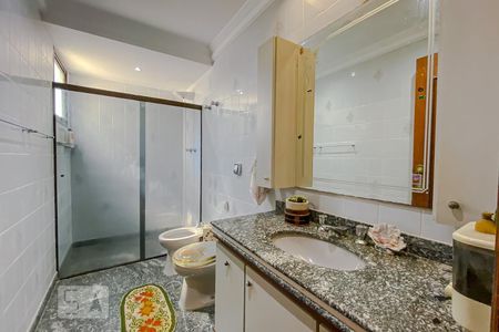 Apartamento para alugar com 185m², 3 quartos e 2 vagasBanheiro da Suite