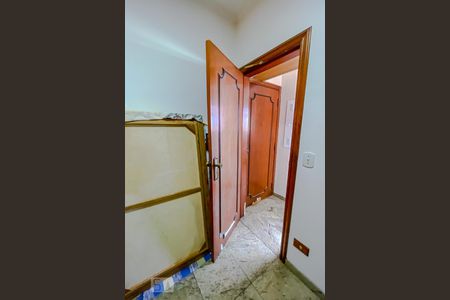 Apartamento para alugar com 185m², 3 quartos e 2 vagasQuarto de Serviço