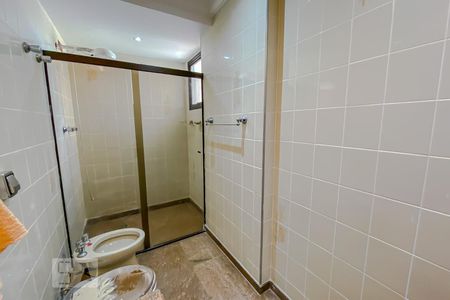 Apartamento para alugar com 185m², 3 quartos e 2 vagasBanheiro da Suite 2