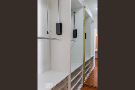 Apartamento à venda com 156m², 3 quartos e 3 vagasCloset