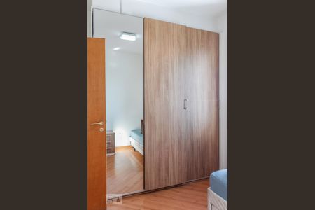 Apartamento à venda com 156m², 3 quartos e 3 vagasQuarto 2