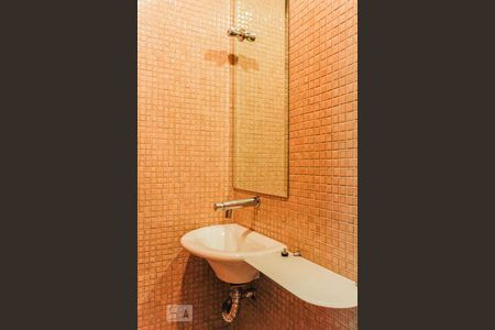 Apartamento à venda com 156m², 3 quartos e 3 vagasLavabo