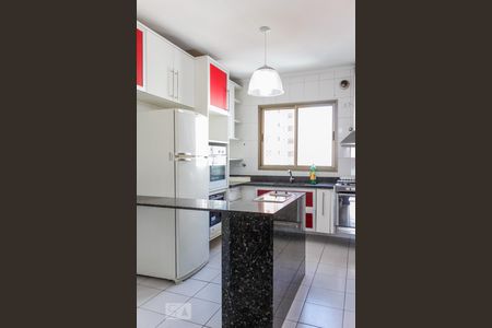 Apartamento à venda com 156m², 3 quartos e 3 vagasCozinha