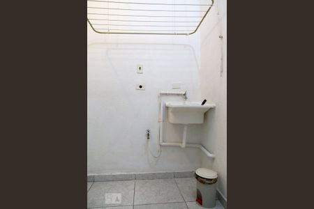 Apartamento para alugar com 110m², 2 quartos e 1 vaga Apartamento para alugar com 110m², 2 quartos e 1 vagaLavanderia