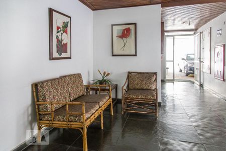 Hall de entrada de apartamento para alugar com 1 quarto, 52m² em Santa Cecília, São Paulo