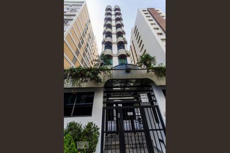 Apartamento para alugar com 74m², 1 quarto e 1 vaga Apartamento para alugar com 74m², 1 quarto e 1 vagaFachada