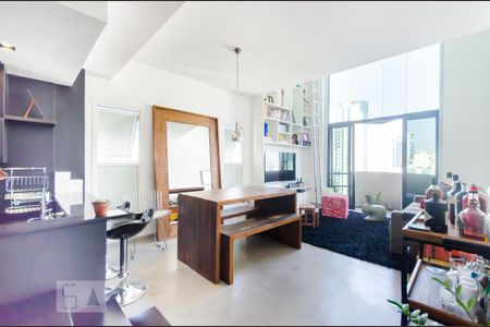 Apartamento para alugar com 74m², 1 quarto e 1 vaga Apartamento para alugar com 74m², 1 quarto e 1 vagaSala