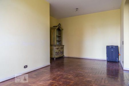 Apartamento à venda com 76m², 2 quartos e 1 vagaSala