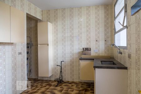 Apartamento à venda com 76m², 2 quartos e 1 vagaCozinha