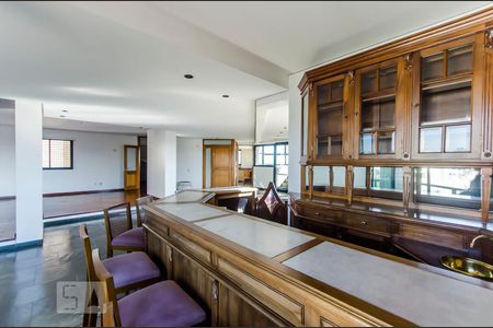 Apartamento à venda com 500m², 4 quartos e 6 vagasVAr