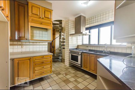 Apartamento à venda com 500m², 4 quartos e 6 vagasCozinha