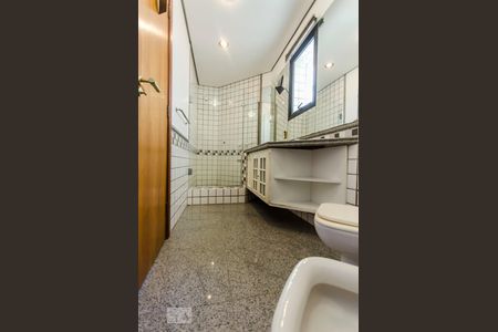 Apartamento à venda com 500m², 4 quartos e 6 vagasBanheiro